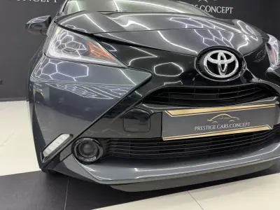 Toyota Aygo 2018 - 10450 EUR, 62569 km - AUTO.MOTO.pt - 62569km - foto 9 de 35