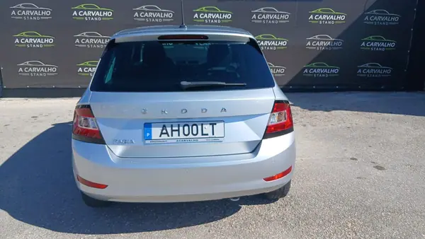 Skoda Fabia 2021 — foto 2 de 15