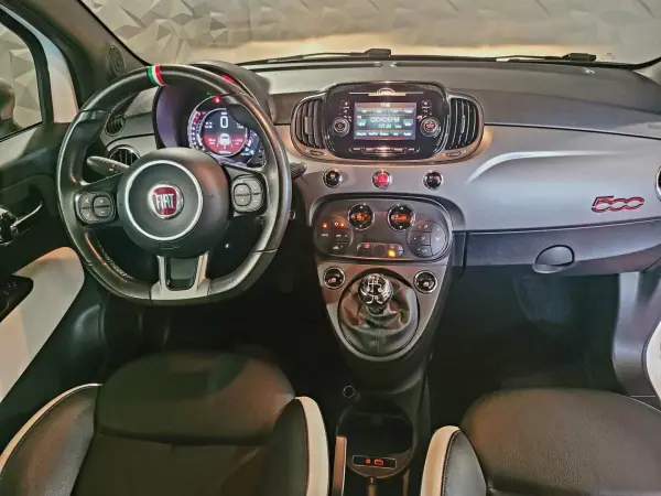 Fiat 500 2018 - 13990 EUR, 88606 km - AUTO.MOTO.pt - 88606km - foto 18 de 35