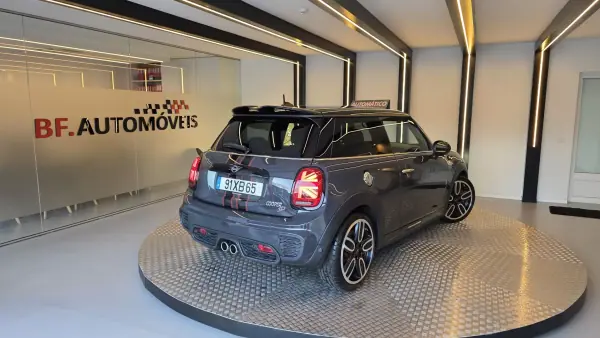 MINI Cooper 2019 - 24900 EUR, 114062 km - AUTO.MOTO.pt - 114062km - foto 4 de 61