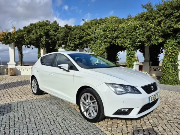 SEAT Leon 2014 - 13900 EUR, 222880 km - AUTO.MOTO.pt - 222880km - foto 20 de 21