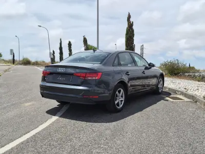 Audi A4 2019 - 20990 EUR, 159128 km - AUTO.MOTO.pt - 159128km - foto 4 de 25
