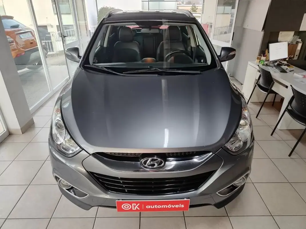 Hyundai ix35 2013 - 9990 EUR, 157000 km - AUTO.MOTO.pt - 157000km - foto 4 de 34