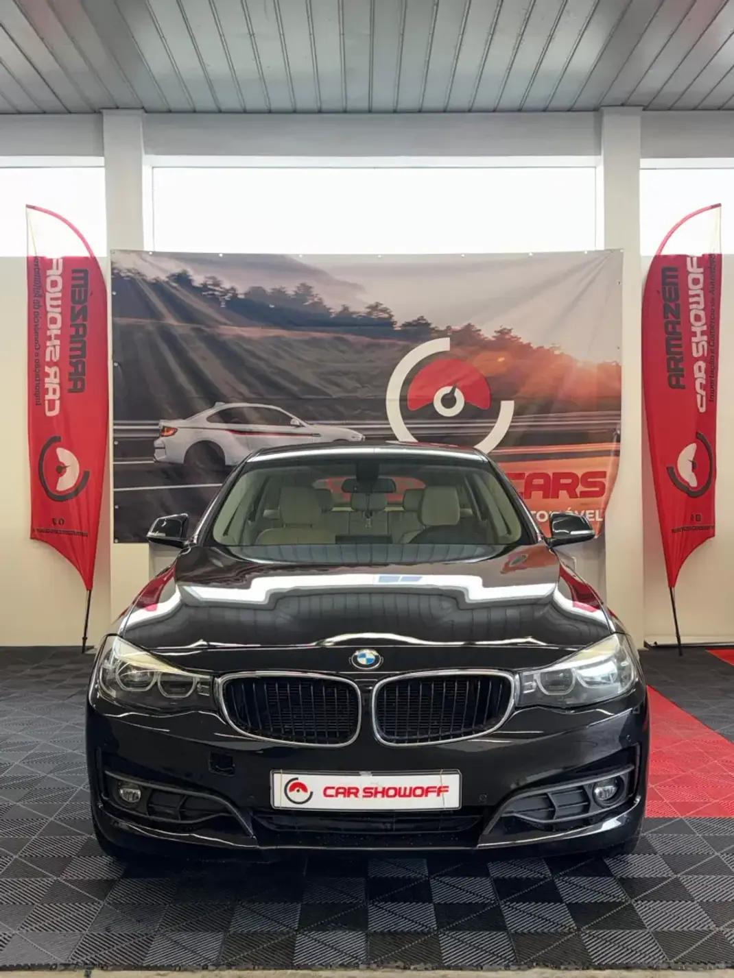 BMW 320 Gran Turismo 2019 - 24900 EUR, 165000 km - 165000km - foto 2 de 10