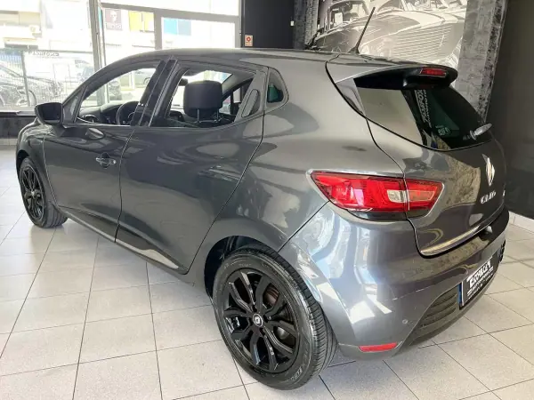 Renault Clio 2017 — foto 3 de 20
