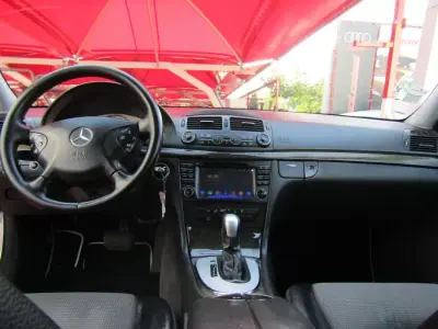 Mercedes-Benz E 270 2003 - 9949 EUR, 259100 km - 259100km - foto 11 de 19