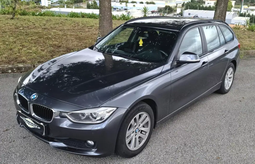 BMW 316 2013 - 13900 EUR, 162600 km - 162600km - foto 4 de 17