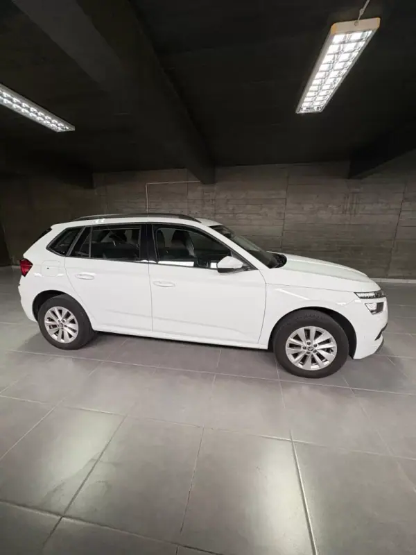 Skoda Kamiq 2023 - 17400 EUR, 55800 km - AUTO.MOTO.pt - 55800km - foto 3 de 10