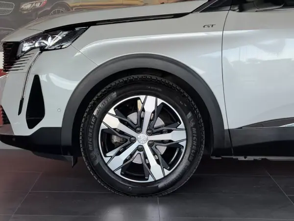 Peugeot 3008 2021 - 29990 EUR, 73877 km - AUTO.MOTO.pt - 73877km - foto 8 de 23