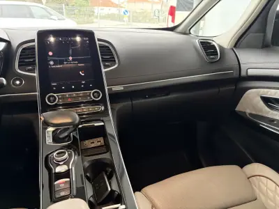 Renault Espace 2020 - 27990 EUR, 111549 km - AUTO.MOTO.pt - 111549km - foto 12 de 14