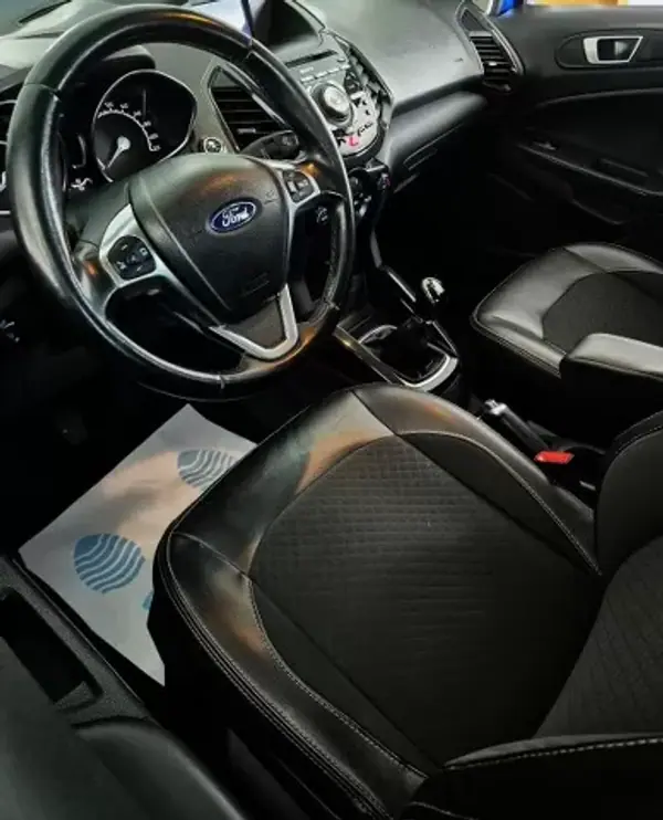 Ford EcoSport 2017 - 10750 EUR, 165000 km - AUTO.MOTO.pt - 165000km - foto 7 de 9