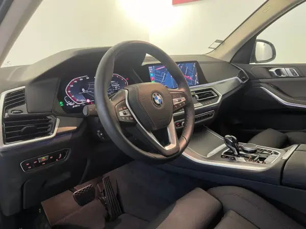 BMW X5 2021 - 55500 EUR, 13000 km - AUTO.MOTO.pt - 13000km - foto 11 de 45