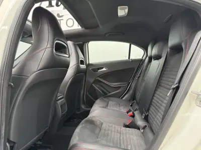 Mercedes-Benz A 180 2015 - 18990 EUR, 117000 km - AUTO.MOTO.pt - 117000km - foto 30 de 36