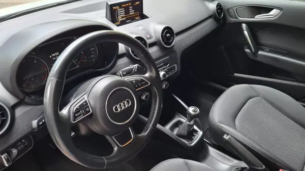 Audi A1 Sportback 2018 - 16950 EUR, 150000 km - AUTO.MOTO.pt - 150000km - foto 10 de 14
