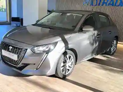 Peugeot 208 2021 - 9750 EUR, 97000 km - foto 1 de 15