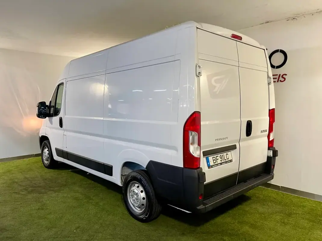 Peugeot 2.2 BlueHDi 335 L2 CD 2023 - 22950 EUR, 69000 km - AUTO.MOTO.pt - 69000km - foto 7 de 24