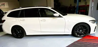 BMW 330 2019 - 30000 EUR, 206305 km - AUTO.MOTO.pt - 206305km - foto 6 de 43