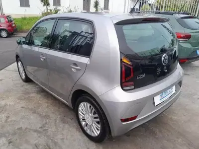 Volkswagen Up! 2024 - 15900 EUR, 43000 km - AUTO.MOTO.pt - 43000km - foto 3 de 9
