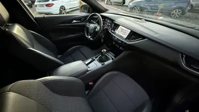 Opel Insignia Grand Sport 2021 - 14990 EUR, 169000 km - AUTO.MOTO.pt - 169000km - foto 38 de 38