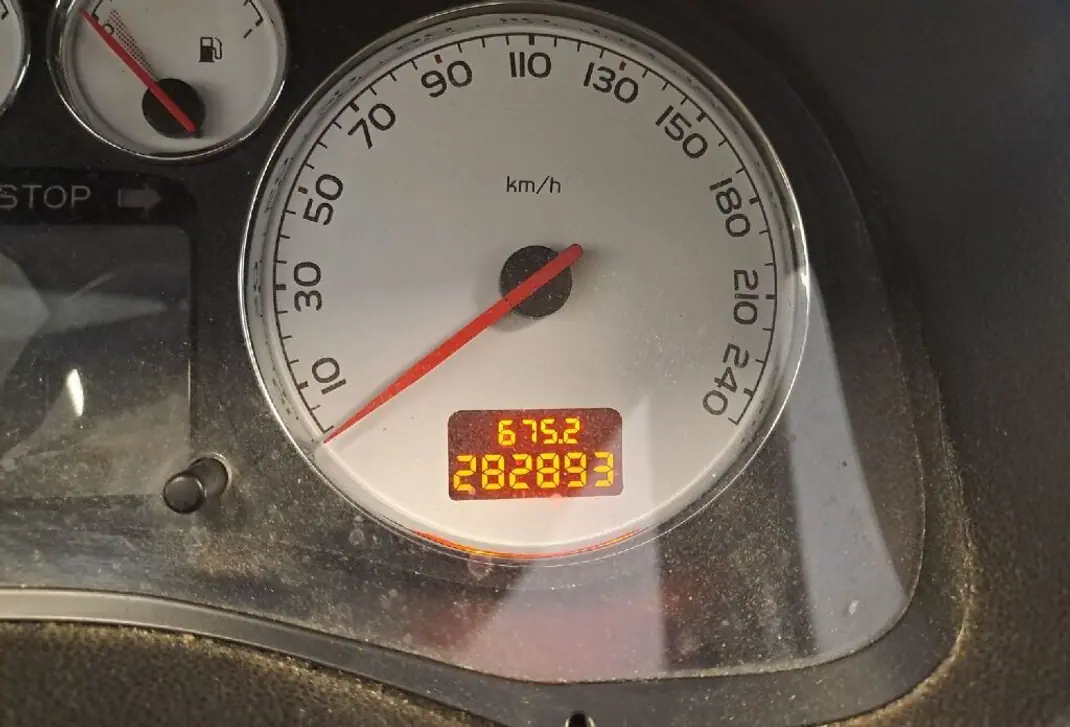 Peugeot 307 SW 2008 - 3450 EUR, 280000 km - 280000km - foto 4 de 8