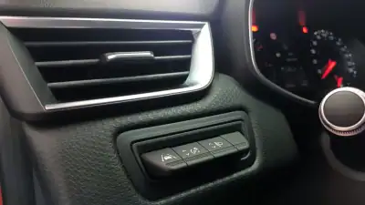 Renault Clio 2021 - 14890 EUR, 67292 km - AUTO.MOTO.pt - 67292km - foto 29 de 67