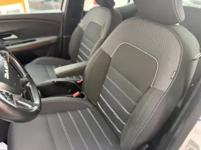 Dacia Sandero 2023 - 12900 EUR, 172187 km - AUTO.MOTO.pt - 172187km - foto 4 de 16