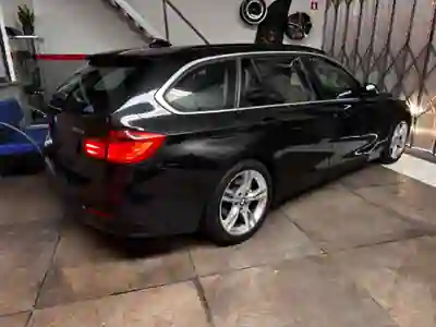 BMW 318 2013 - 15750 EUR, 214000 km - 214000km - foto 10 de 15