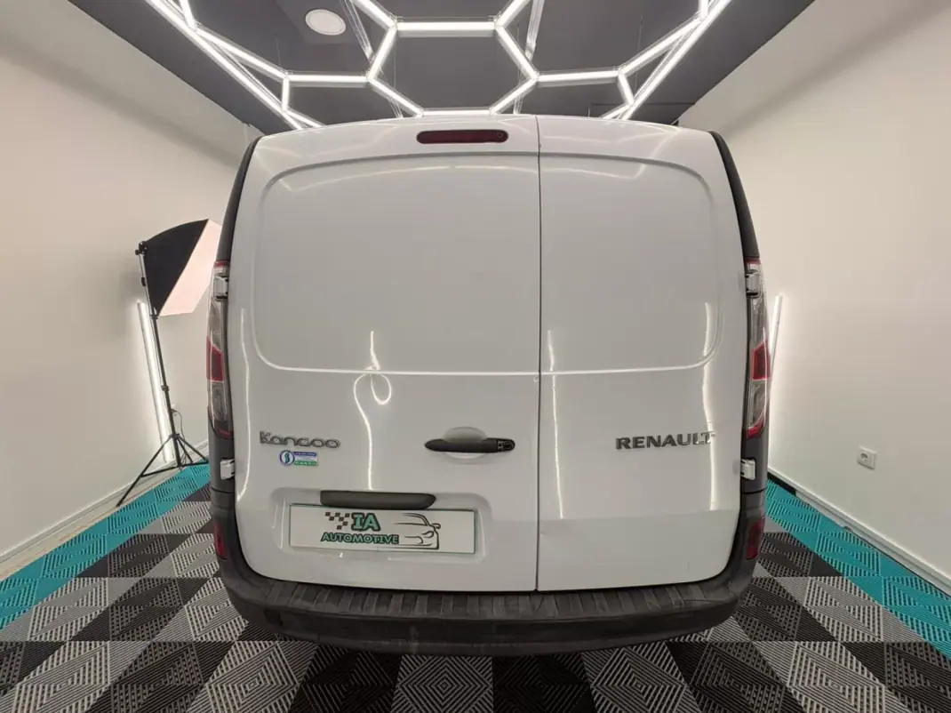 Renault KANGOO 1.5 DCI ENERGY S/S BUSINESS 2017 - 7750 EUR, 139000 km - AUTO.MOTO.pt - 139000km - foto 8 de 17