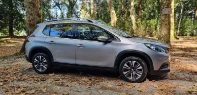 Peugeot 2008 2017 - 12450 EUR, 96000 km - AUTO.MOTO.pt - 96000km - foto 13 de 27