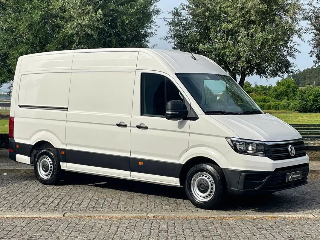 VW Crafter 2.0 TDI L3H3 IVA Dedutível 2022 - 26450 EUR, 128000 km - AUTO.MOTO.pt - 128000km - foto 4 de 33