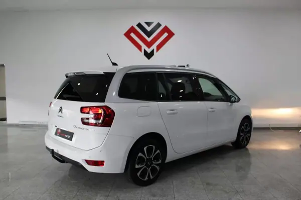 Citroën C4 Spacetourer 2019 - 15400 EUR, 143600 km - AUTO.MOTO.pt - 143600km - foto 4 de 30