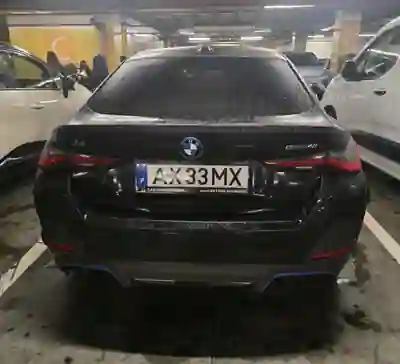 BMW i4 2023 - 41000 EUR, 54000 km - AUTO.MOTO.pt - 54000km - foto 4 de 6