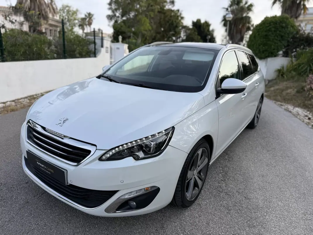 Peugeot 308 SW 2016 - 11699 EUR, 100000 km - AUTO.MOTO.pt - 100000km - foto 6 de 18