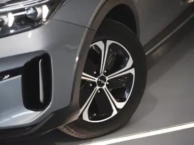 Kia XCeed 2022 - 22990 EUR, 52076 km - AUTO.MOTO.pt - 52076km - foto 8 de 23