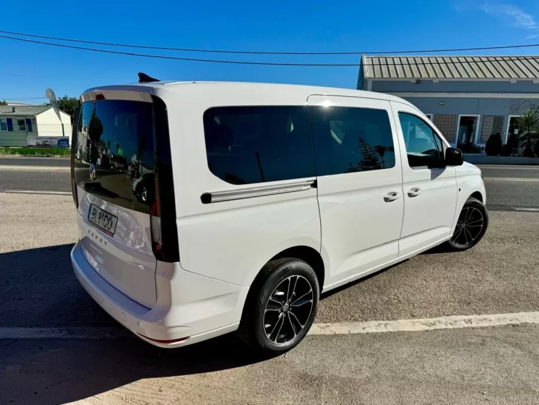 Volkswagen Caddy 2024 - 34950 EUR, 35345 km - AUTO.MOTO.pt - 35345km - foto 2 de 10