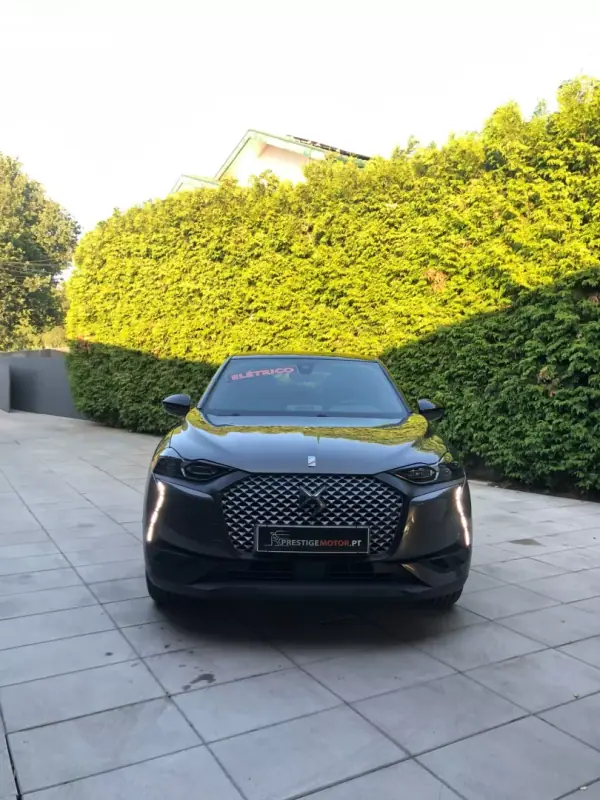 DS DS3 Crossback 2020 - 16900 EUR, 112000 km - AUTO.MOTO.pt - 112000km - foto 2 de 40