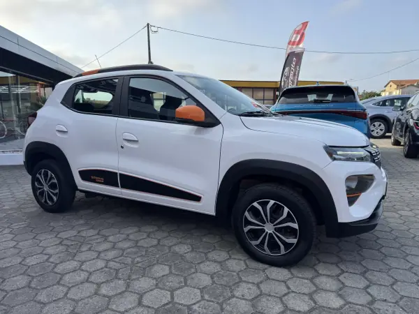 Dacia Spring 2023 - 12750 EUR, 83000 km - 83000km - foto 5 de 36