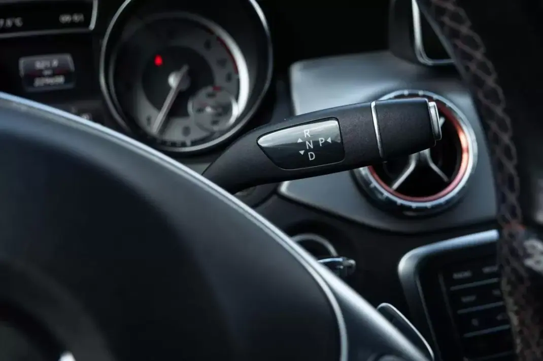 Mercedes-Benz CLA 220 2016 - 22999 EUR, 229658 km - AUTO.MOTO.pt - 229658km - foto 21 de 27