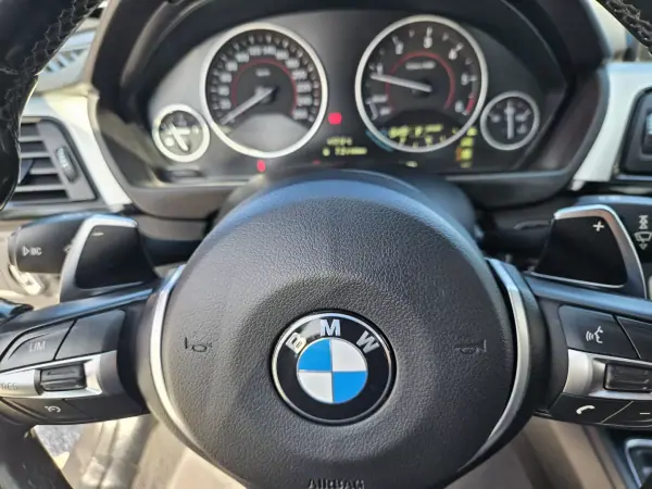 BMW 320 2016 - 22500 EUR, 167963 km - AUTO.MOTO.pt - 167963km - foto 42 de 55