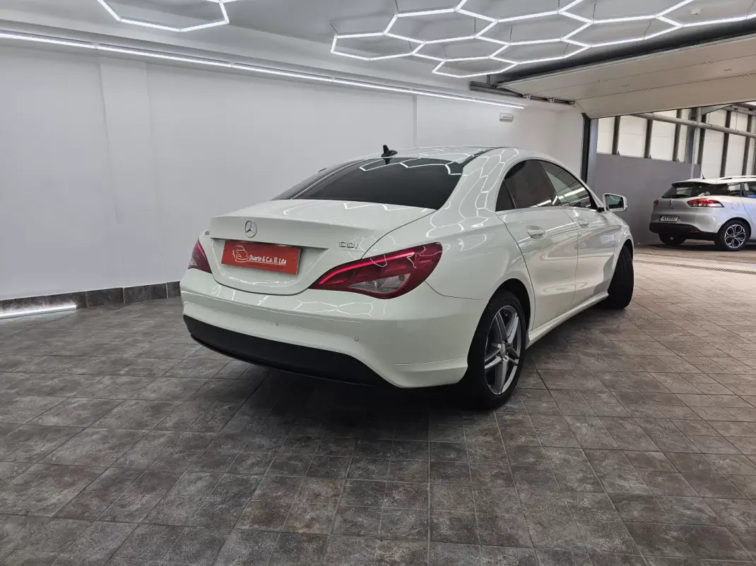 Mercedes-Benz CLA 180 2015 - 14000 EUR, 205367 km - 205367km - foto 10 de 51