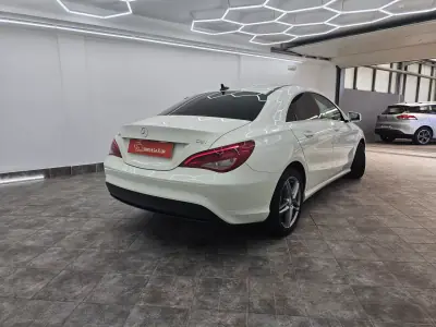 Mercedes-Benz CLA 180 2015 - 14000 EUR, 205367 km - 205367km - foto 10 de 51