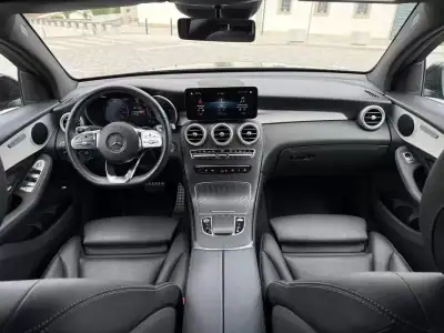 Mercedes-Benz GLC 300 2021 - 49499 EUR, 89500 km - AUTO.MOTO.pt - 89500km - foto 15 de 26