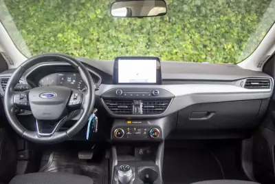 Ford Focus 2022 - 18900 EUR, 130500 km - AUTO.MOTO.pt - 130500km - foto 15 de 18