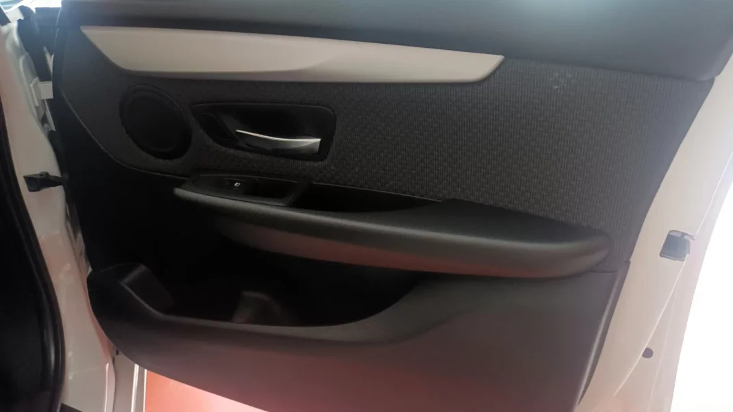 BMW 225xe Active Tourer 2019 - 18750 EUR, 156212 km - AUTO.MOTO.pt - 156212km - foto 57 de 68