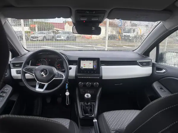 Renault Clio 2023 - 16950 EUR, 44091 km - AUTO.MOTO.pt - 44091km - foto 10 de 10