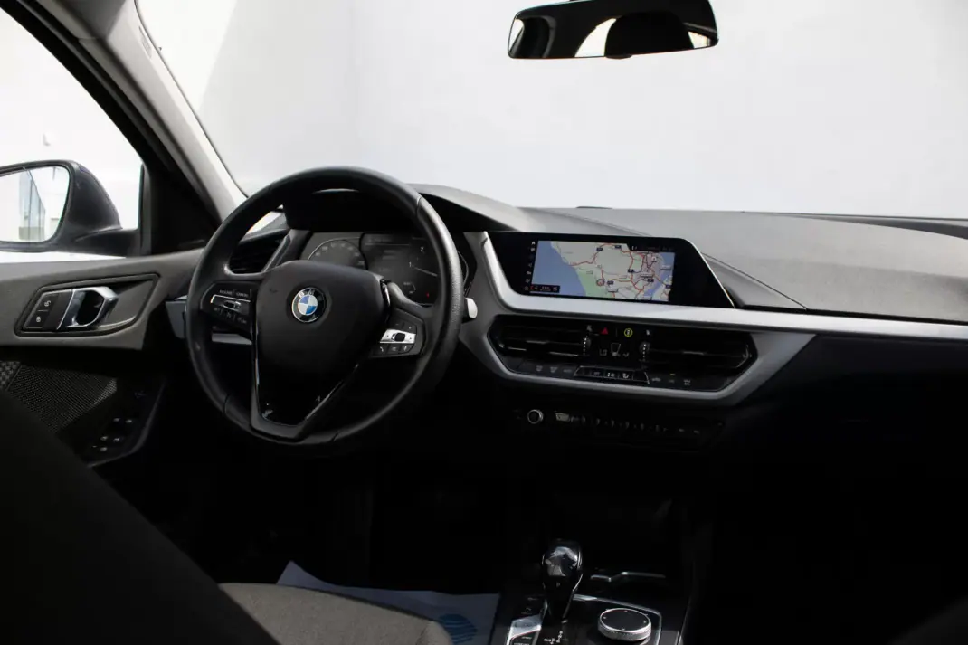 BMW 116 2020 - 17990 EUR, 140000 km - 140000km - foto 37 de 38