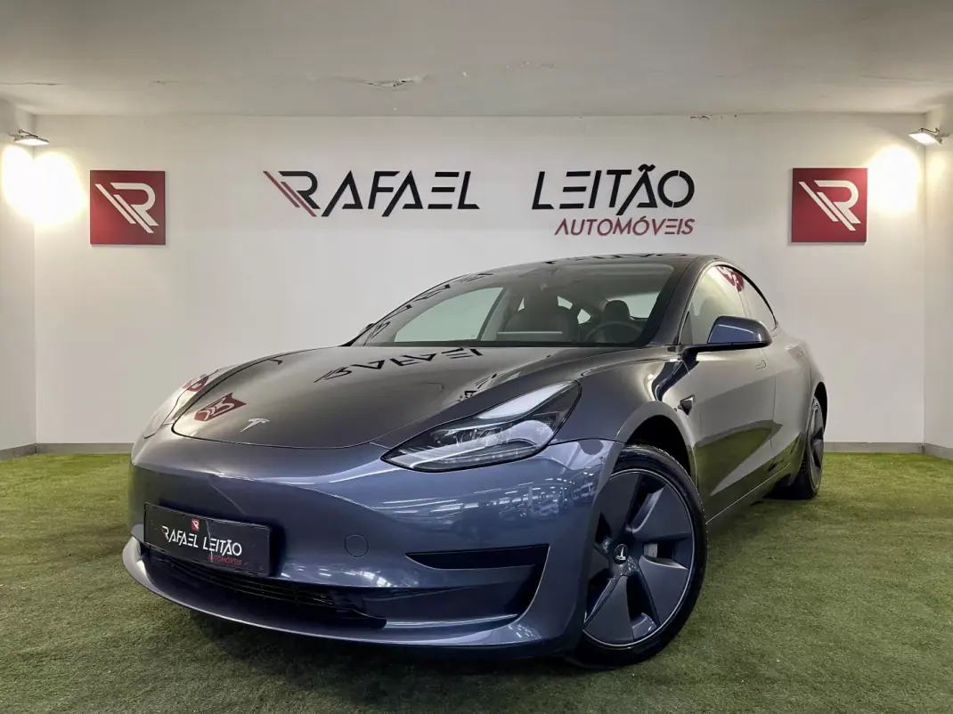 Tesla Model 3 2022 - 29700 EUR, 49000 km - AUTO.MOTO.pt - 49000km - foto 2 de 43