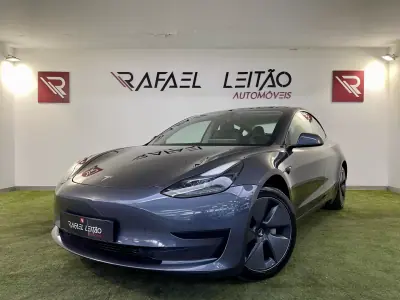 Tesla Model 3 2022 - 29700 EUR, 49000 km - AUTO.MOTO.pt - 49000km - foto 2 de 43