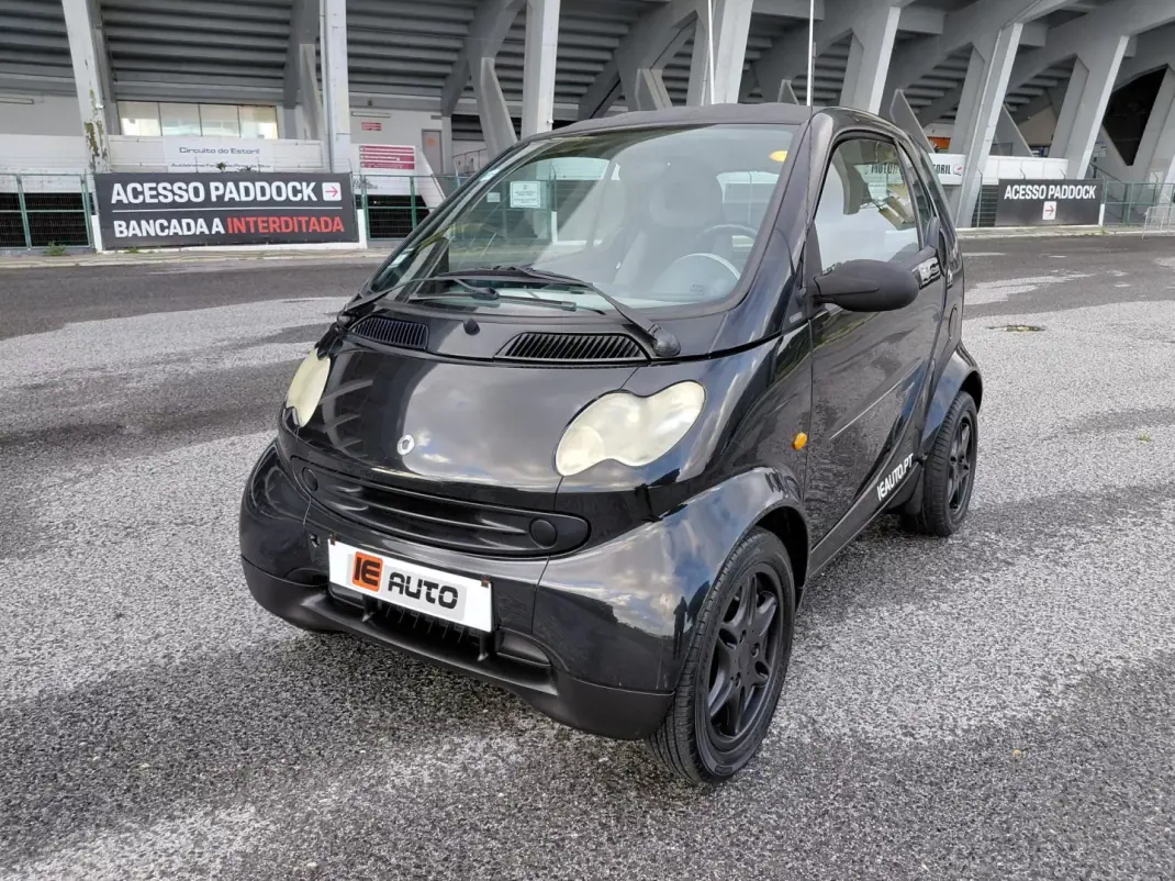 Smart Fortwo Cabrio 2004 - 3890 EUR, 224145 km - AUTO.MOTO.pt - 224145km - foto 2 de 18