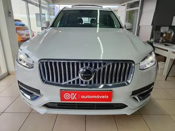 Volvo XC 90 2021 - 49950 EUR, 70500 km - AUTO.MOTO.pt - 70500km - foto 3 de 41